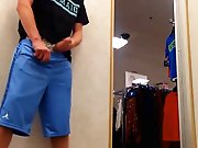 Il éjacule dans un magasin de vêtements !
